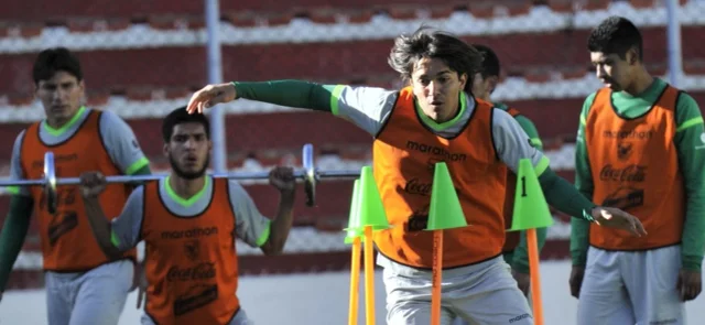 Moreno Martins en entrenamiento con Bolivia / Foto AFP