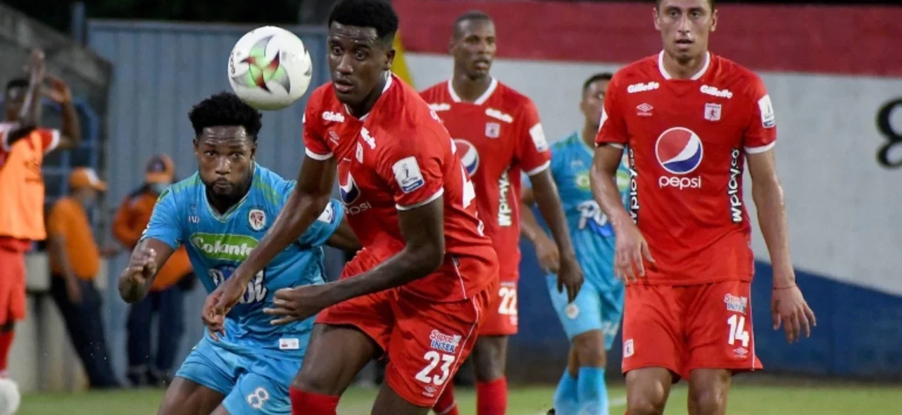 Jaguares vs. América se fueron a los penaltis / VizzorImage