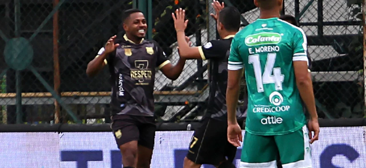 La Equidad y Águilas Doradas empataron 2-2 en Techo. Foto: VizzorImage / Felipe Caicedo