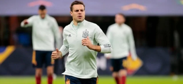 César Azpilicueta, lateral de España/ AFP