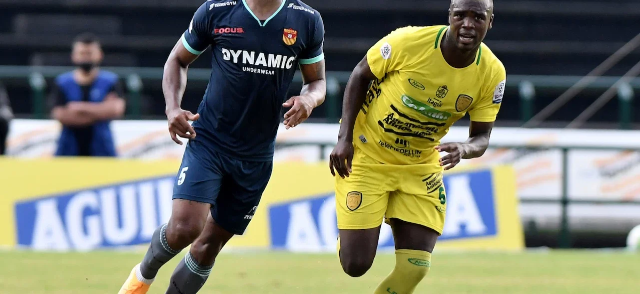 Leones 1-0 Bogotá / Foto VizzorImage