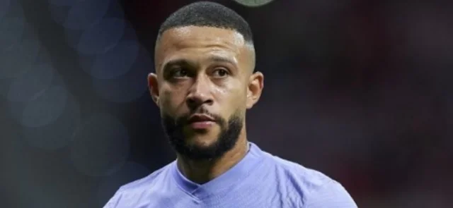 Memphis Depay, figura de Barcelona/ AFP