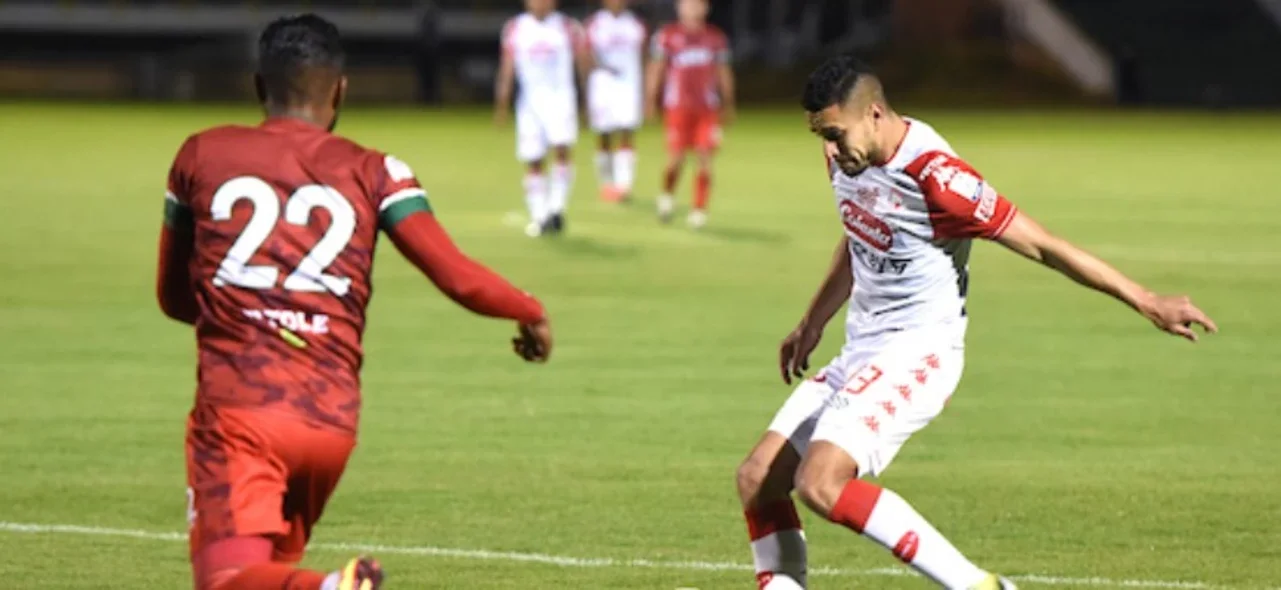 Santa Fe quedó a un punto del octavo/ Vizzorimage