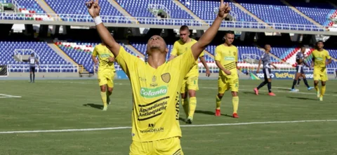 Leones quedó en el primer puesto con 29 puntos. / Foto: VizzorImage - Samir Rojas