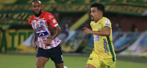 Bucaramanga rescató el empate | Foto: VizzorImage / Jaime Moreno