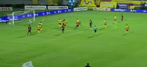 Castaño se destacó con una atajada frente a Tolima.