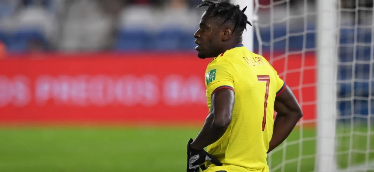 Duván Zapata perdió la oportunidad más clara de Colombia / AFP