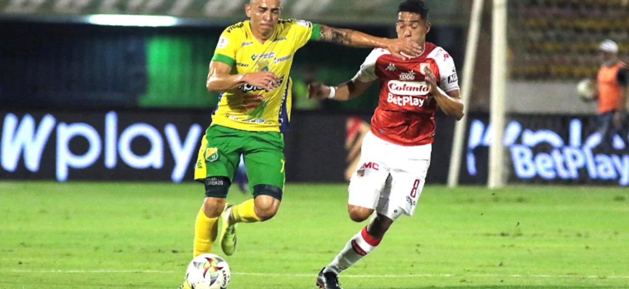 Santa Fe ganó 1-2 frente a Huila. / Foto: VizzorImage