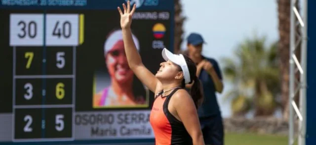 María Camila Osorio sigue destacándose en el mundo del tenis / Foto: @fedecoltenis