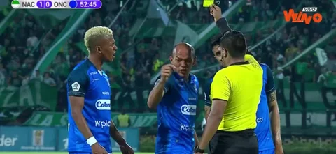 Juan David Pérez inquietó el arco de Nacional.