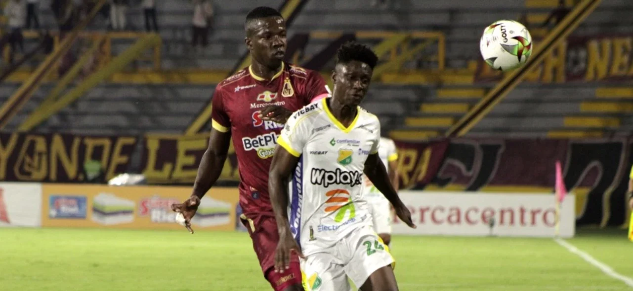 Tolima vs Huila / Foto VizzorImage