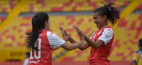 Santa Fe derrotó 0-1 a Deportivo Cuenca. / Foto: Archivo VizzorImage