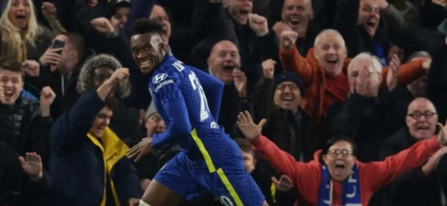 Chelsea lidera el grupo H con 12 puntos y mejor diferencia de gol que Juventus/ AFP