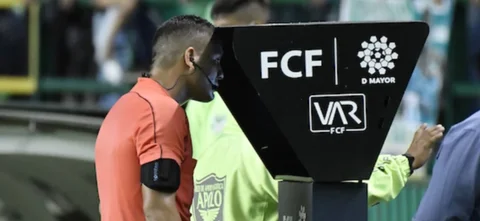 VAR en la Liga BetPlay/ Vizzorimage