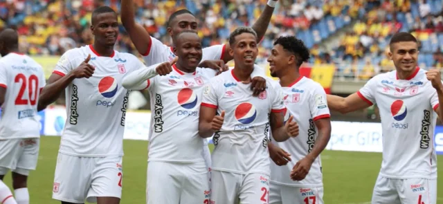 América entró en el octavo lugar de la tabla de posiciones/ Vizzorimage