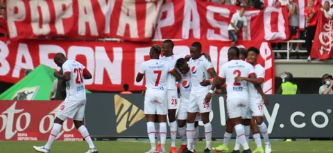 América goleó a Pereira y clasificó a cuadrangulares - VizzorImage / Pablo Bohorquez