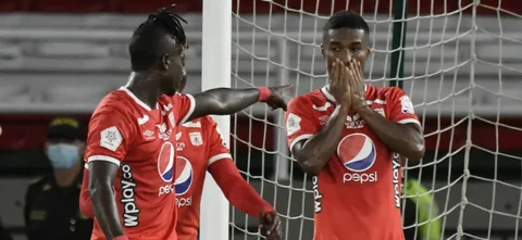 América, por un triunfo frente a La Equidad | Foto: VizzorImage / Gabriel Aponte