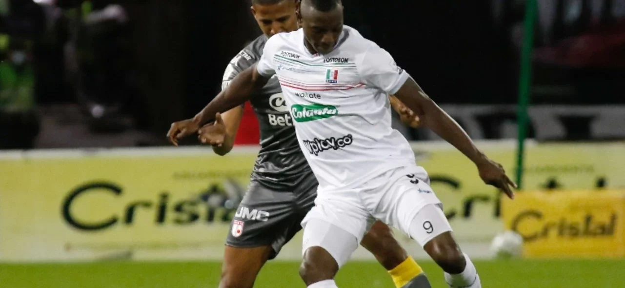 Once Caldas venció a Santa Fe 2-1 por la fecha 19 de la Liga BetPlay. Foto: VizzorImage / John Jairo Bonilla