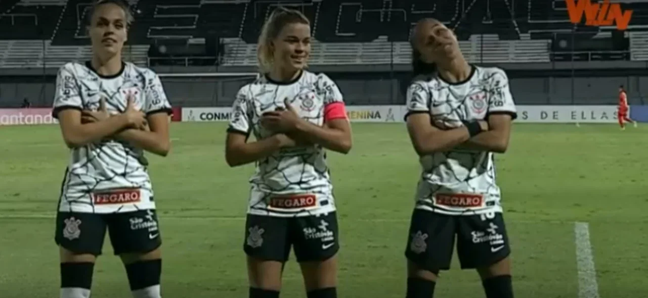 Corinthians venció 3-1 a Alianza Lima