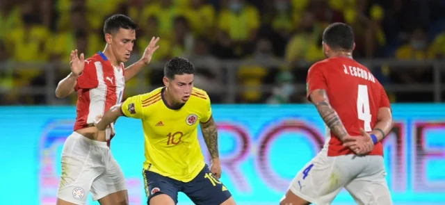 James en su regreso como titular con la selección Colombia / Foto AFP