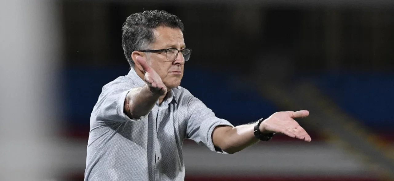 Juan Carlos Osorio, DT de América de Cali. Foto: VizzorImage / Gabriel Aponte