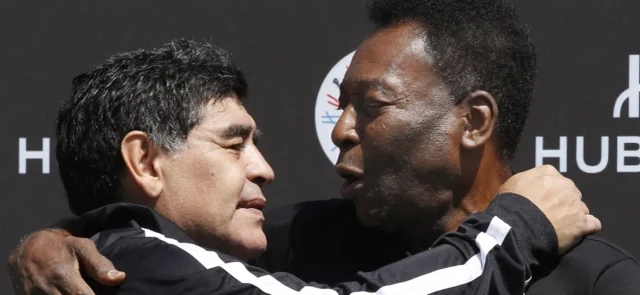 Pelé y Maradona, amistad entre 2 grandes del fútbol / Foto AFP