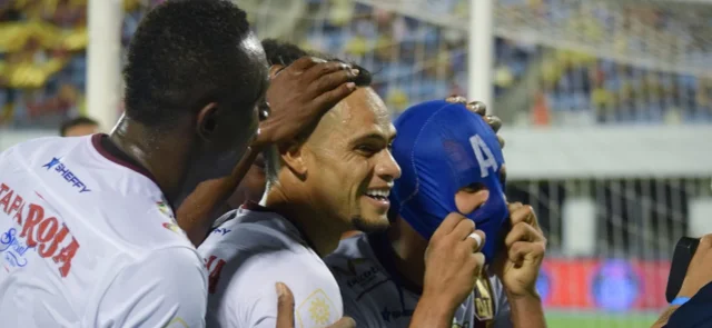 Tolima goleó y es líder del Grupo B | Foto: VizzorImage / José David Martínez