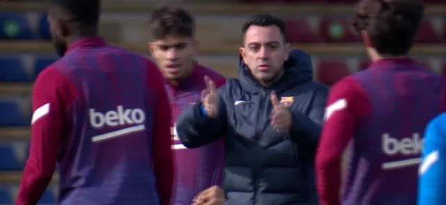 Xavi Hernández reemplazó a Ronald Koeman.