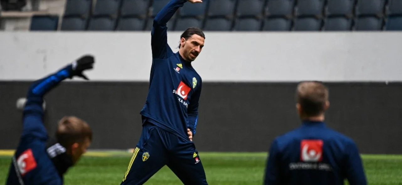 Zlatan en entreno con Suecia / Foto AFP