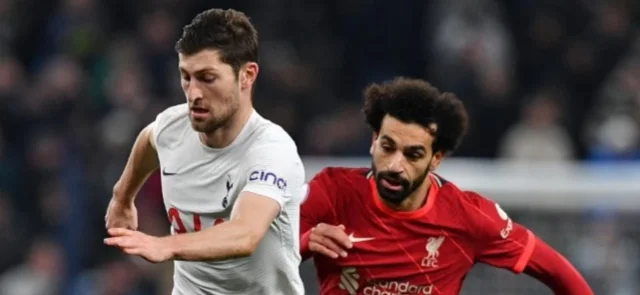 Salah no logró marcar ni asistir en el juego/ AFP