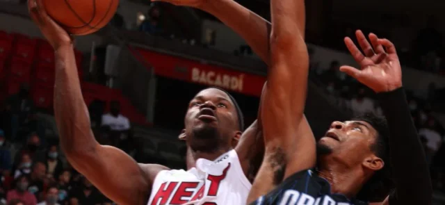 Butler logró 17 puntos, 11 rebotes y 4 asistencias / AFP