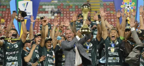 Cali llegó a 10 estrellas en el FPC/ Vizzorimage