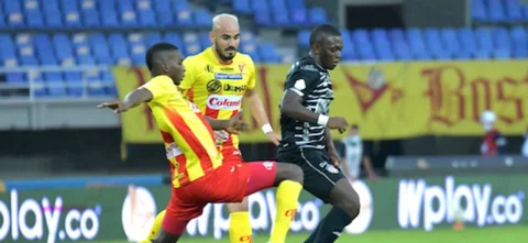 Junior está invicto en los cuadrangulares/ Vizzorimage