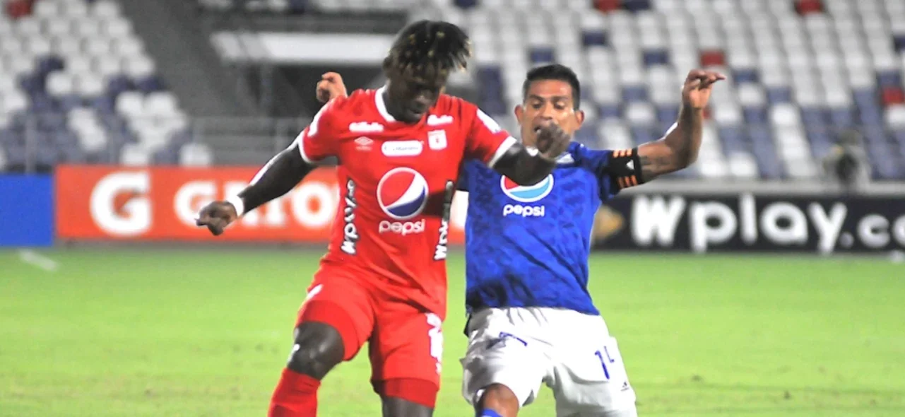 América convocó a 19 jugadores para el duelo en El Campín. / Foto: VizzorImage - Jesús Rico