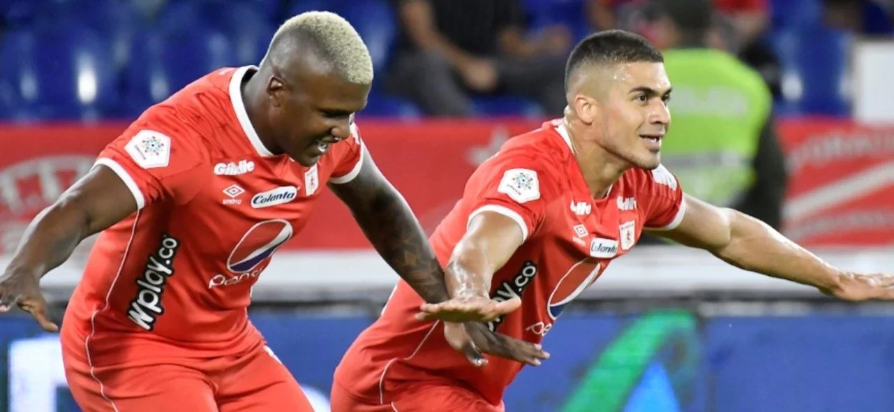 América definió sus convocados para enfrentar a Tolima | Foto: VizzorImage / Gabriel Aponte