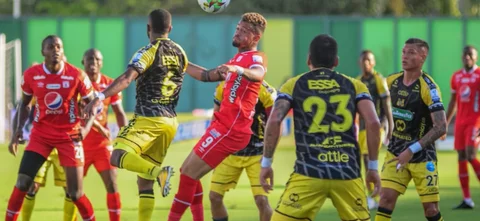 Alianza derrotó a América en condición de local - VizzorImage / Jose David Martinez