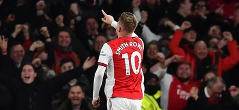 Emile Smith Rowe marcó en el triunfo de Arsenal. / Foto: AFP