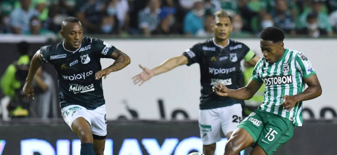 Cali derrotó a Nacional lidera el grupo A del cuadrangular - VizzorImage / Nelson Ríos