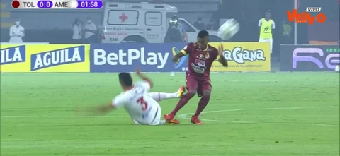 Malagón fue expulsado al minuto de partido.