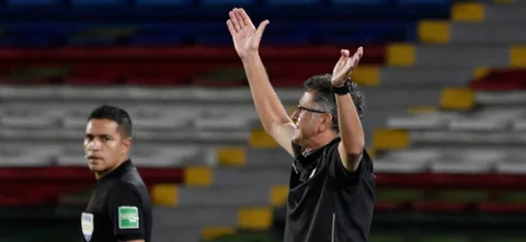 Juan Carlos Osorio, DT de América de Cali. Foto: VizzorImage / Gabriel Aponte
