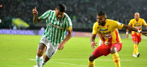 Deportivo Pereira y Atlético Nacional se enfrentan en la segunda fecha de los cuadrangulares. Foto: VizzorImage / Ricardo Vejarano