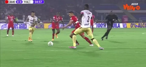 Remate de Sierra, pero Cuesta ganó el duelo