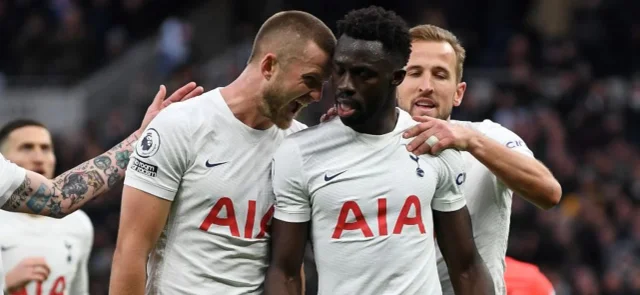8 jugadores de Tottenham dieron positivo para Covid-19 / AFP