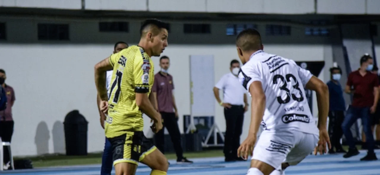 Alianza está invicto en la Liga/ Vizzorimage