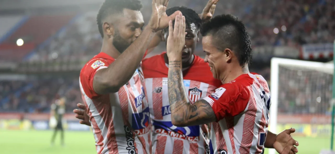 Junior venció 3-1 a Patriotas en Barranquilla. Foto: VizzorImage / Jairo Cassiani