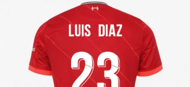 La camiseta de Luis Díaz en Liverpool ya está disponible. / Foto: Liverpool