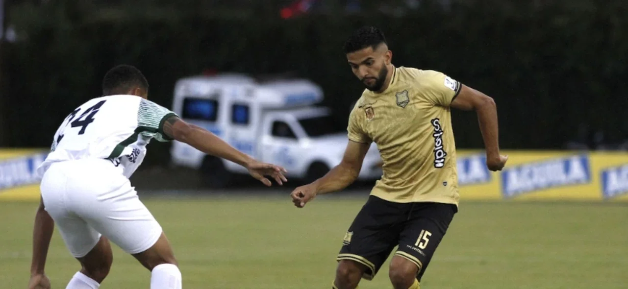 Águilas Doradas empató 1-1 con Bucaramanga. / Foto: VizzorImage - Juan Augusto Cardona