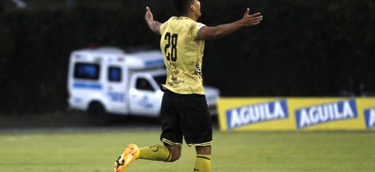 Águilas derrotó a Bucaramanga en el inicio de la Liga BetPlay. Foto: VizzorImage / Juan Augusto Cardona