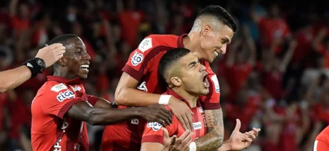 Carlos Sierra, autor de un doblete | Foto: VizzorImage / Gabriel Aponte