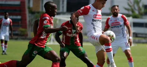 Cortuluá y Santa Fe empataron 1-1. Foto: VizzorImage / Juan Jose Horta
